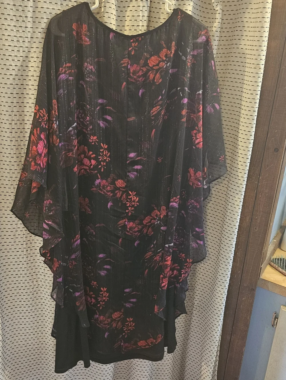 Elegant Black Maxi Dress with Red & Purple Floral Overlay - Picture 8 of 8